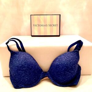 VS PINK WEAR EVERYWHERE DEMI IN BLUE SIZE 32C